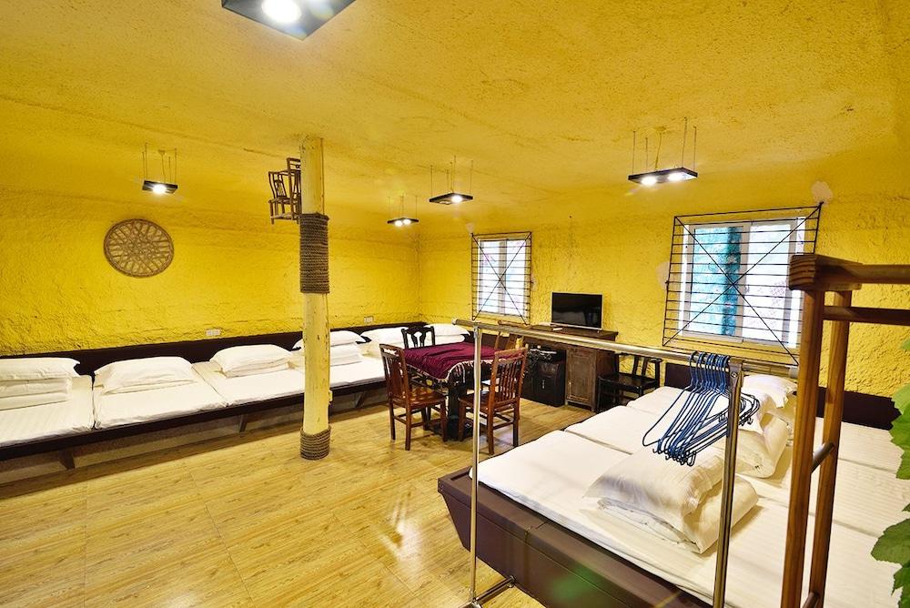 Village Utopia Backpackers Hostel Fuling  Kültér fotó